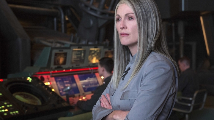 Кадр из фильма «Голодные игры: Сойка-пересмешница. Часть 1», реж. Фрэнсис Лоуренс, Lionsgate