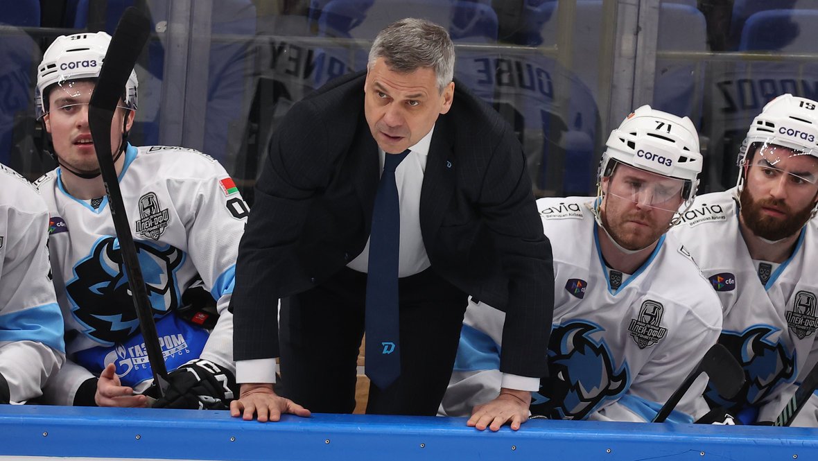 Главный тренер «Динамо» (Минск) Дмитрий Квартальнов.