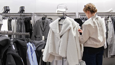 Что носить женщинам зимой 2026: гид по трендам.