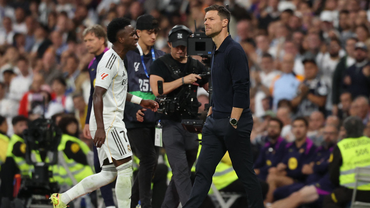 Винисиус Жуниор и Хаби Алонсо.