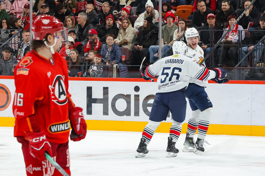 День суперматчей. «Магнитка» ушла с 0:3 в Екатеринбурге, а победный гол забила за секунду до сирены