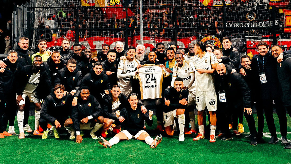 «Ланс» занимает первое место в Лиге 1: как клуб с небольшим бюджетом обошел в таблице ПСЖ