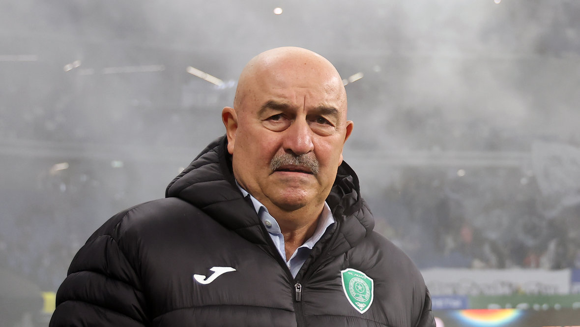 Главный тренер «Ахмата» Станислав Черчесов.