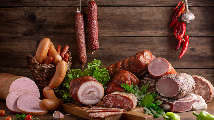 Копчености и колбасные изделия