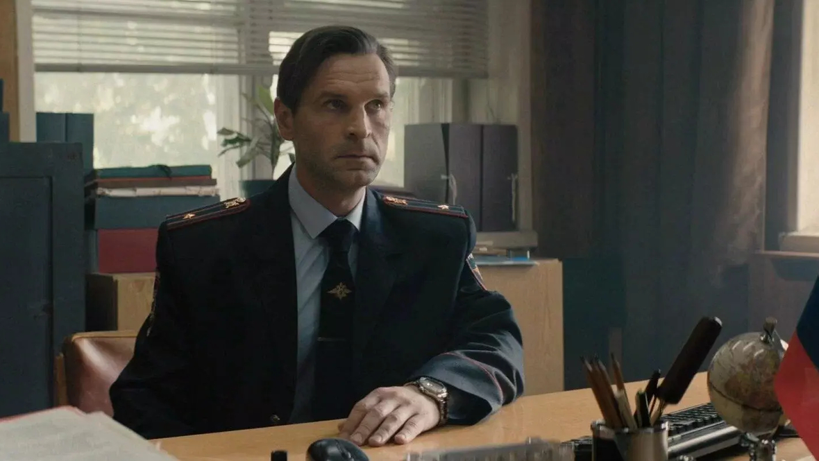 Кадр из сериала «Инспектор Гаврилов», реж. Кирилл Васильев, Анатолий Колиев, START