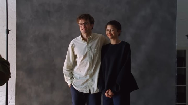 Кадр из фильма «Драма», реж. Кристоффер Боргли, A24, Square Peg, Live Free or Die Films