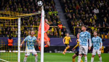 Никита Хайкин в матче «Боруссия» Д — «Буде-Глимт» (2:2).