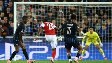 «Брюгге» — «Арсенал»: видеообзор матча Лиги чемпионов