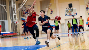 «Рад, что простой русский парень смог заиграть в НБА, это мотивирует». Додеус — о Дёмине, сборной и уровне Суперлиги