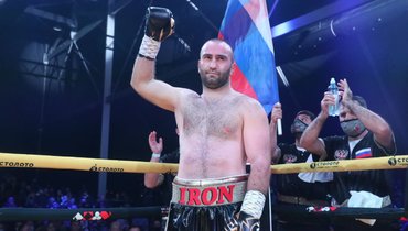Гассиев нокаутировал Пулева в шестом раунде и завоевал титул WBA