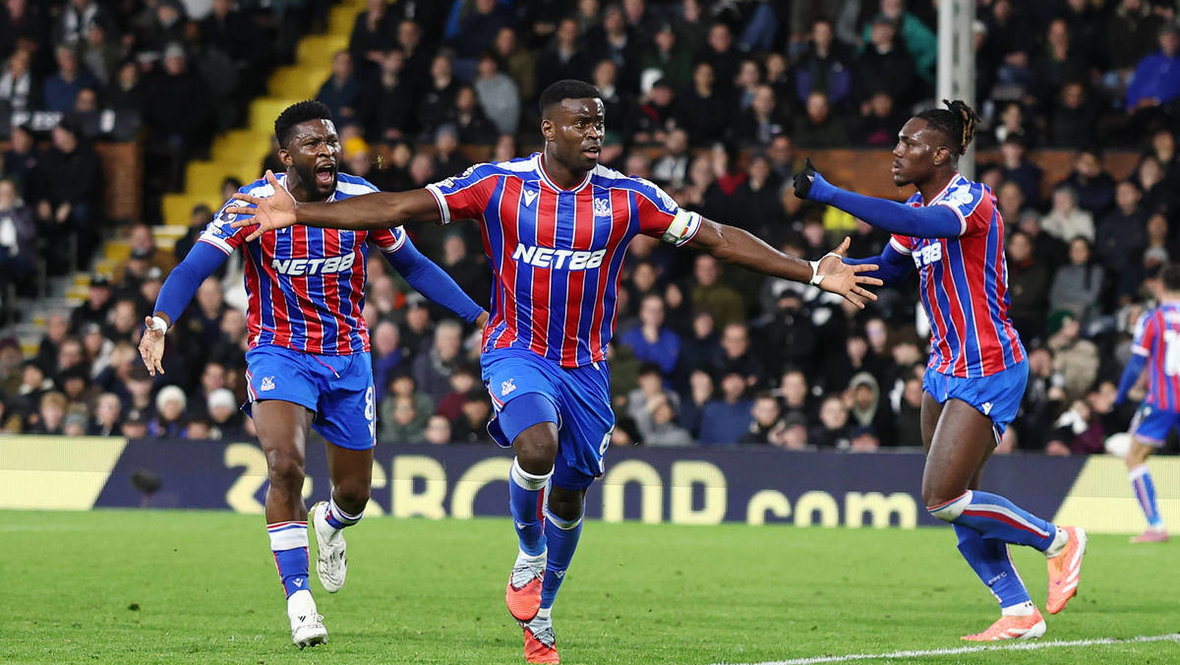 ФК «Кристал Пэлас».