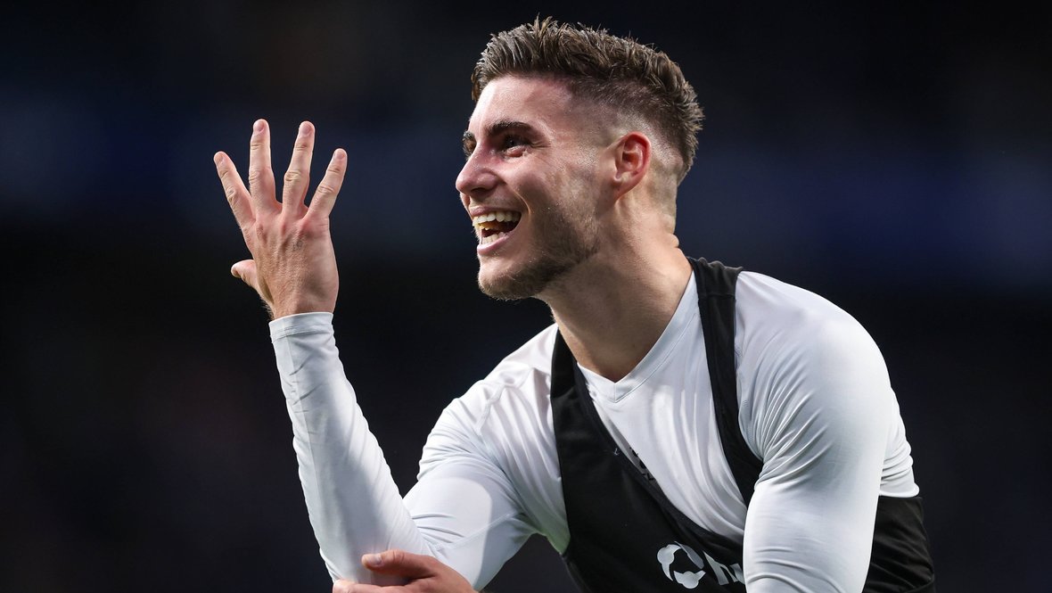 Роберто Фернандес.