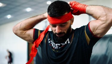 «Был в шоке, когда Сайтиев назвал меня по имени». Хетик Цаболов: дисквалификация в борьбе, переход в ММА, стычка с Барроузом