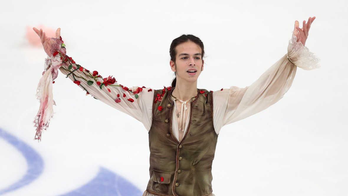 Петр Гуменник.