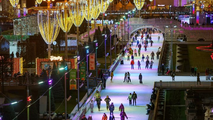 Каток ВДНХ