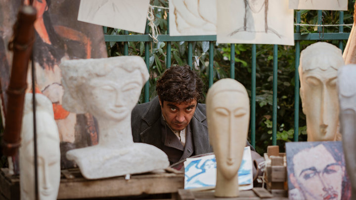 Кадр из фильма «Моди: Три дня на крыльях безумия», реж. Джонни Депп, Iervolino & Lady Bacardi Entertainment (ILBE), Red Sea Film Festival Foundation, Barry Navidi Productions