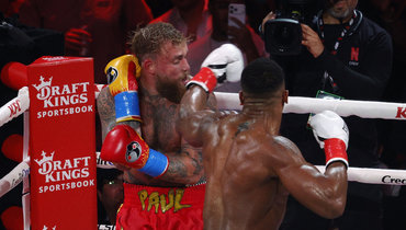 Джейк Пол и Энтони Джошуа.