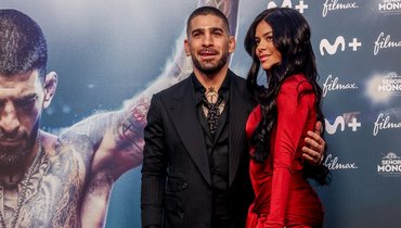 Топурия поставил карьеру на паузу из-за тяжелого разрыва с женой. Он говорит, что у него вымогают деньги