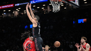 Дёмин помог «Бруклину» уверенно победить «Торонто». Егор блистал с первых минут