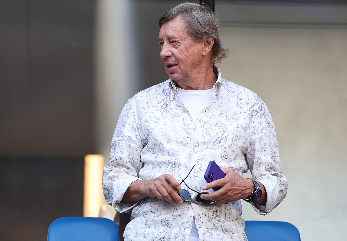 Юрий Семин.