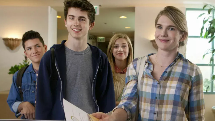 Кадр из фильма «Мисс Стивенс», режиссер Джулия Харт, The Orchard