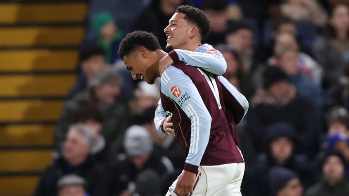 Что творит Эмери! «Астон Вилла» обыграла «Челси», повторила вековой рекорд и преследует «Арсенал»