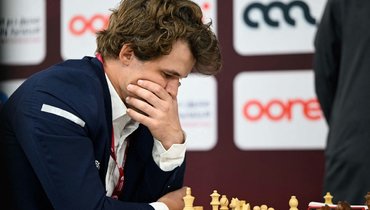 Норвежец Карлсен выиграл чемпионат мира по блицу в Дохе