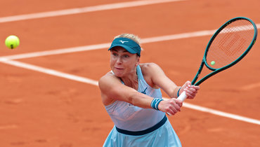 «Не принимаю обвинения». Украинской теннисистке пришлось оправдываться за новогоднее фото с Касаткиной