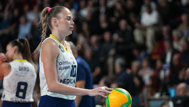 Российская волейболистка Федоровцева не сыграет в матче Лиги чемпионов в Польше из-за окончания срока визы