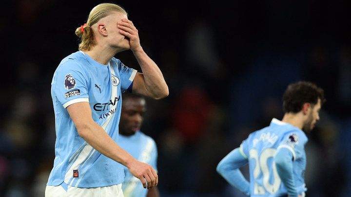 У «Ман Сити» три ничьи подряд, «Челси» и «МЮ» без побед с новыми тренерами, «Наполи» сделал подарок «Интеру»