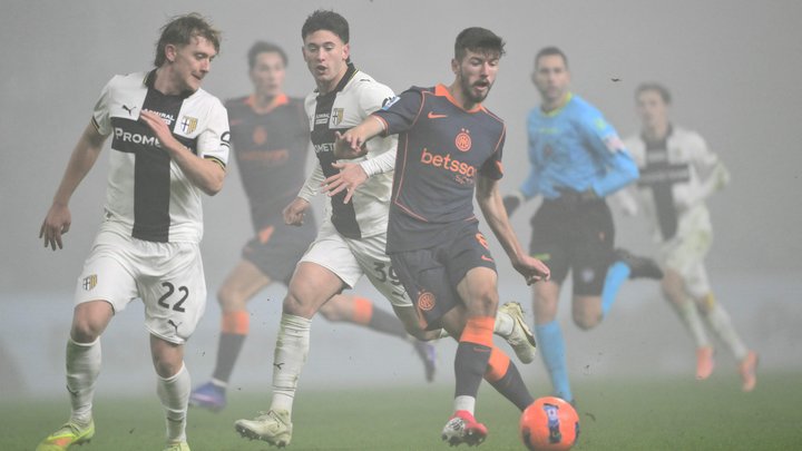 Туман в Парме не стал помехой для «Интера»