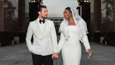 10 свадебных платьев и яхта в подарок: история любви теннисистки Винус Уильямс и актера Андреа Прети