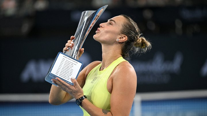 Соболенко начала год с титула в Брисбене. В финале обыграла обидчицу Андреевой — украинку Костюк