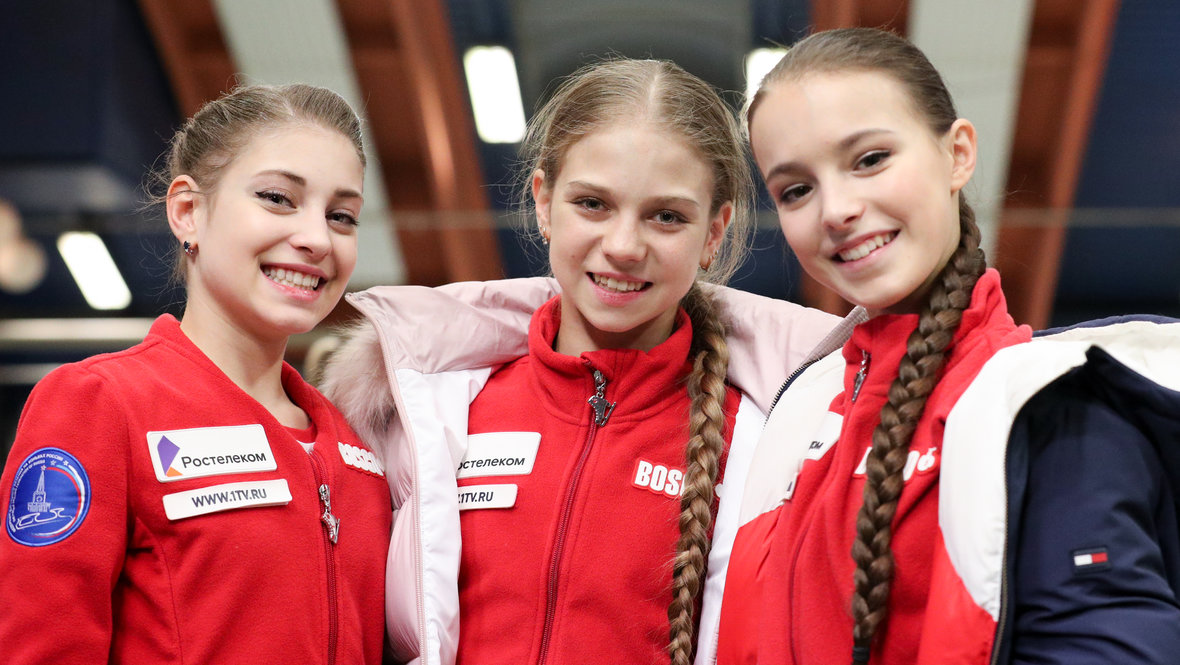 Алена Косторная, Александра Трусова, Анна Щербакова.