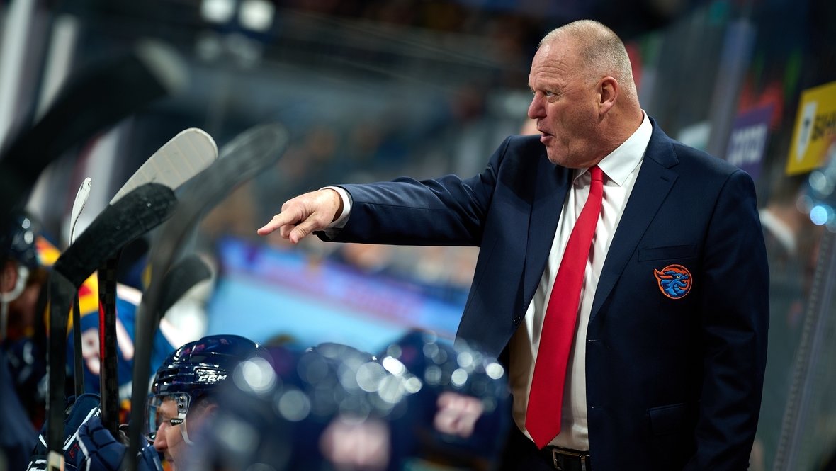 Жерар Галлан покинул пост главного тренера Шанхай Дрэгонс из-за проблем со здоровьем: подробности