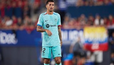 «Барселона» вернула новость о переходе Канселу