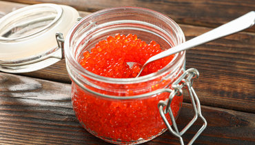 В 2025 году производство красной икры выросло более чем на треть