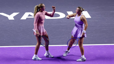 Мирра и Диана снова вместе. Но теперь — по разные стороны корта в полуфинале Аделаиды