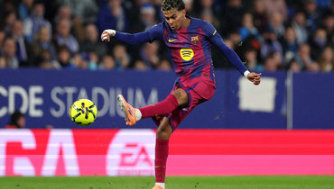 «Барселона» обыграла «Расинг» и вышла в 1/4 финала Кубка Испании