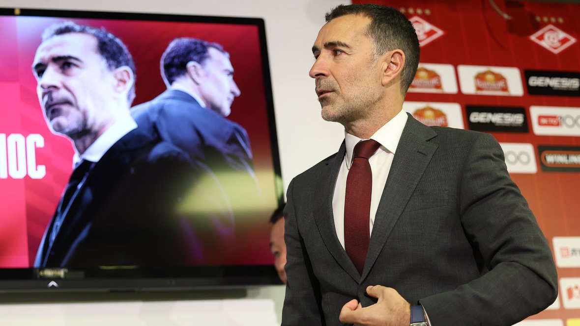 Главный тренер «Спартака» Хуан Карлос Карседо.