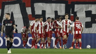 «Байер» проиграл «Олимпиакосу» в Лиге чемпионов