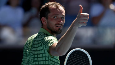 Медведев сделал суперкамбэк на Australian Open. Россиянин впервые за два года ушел с 0:2 по сетам
