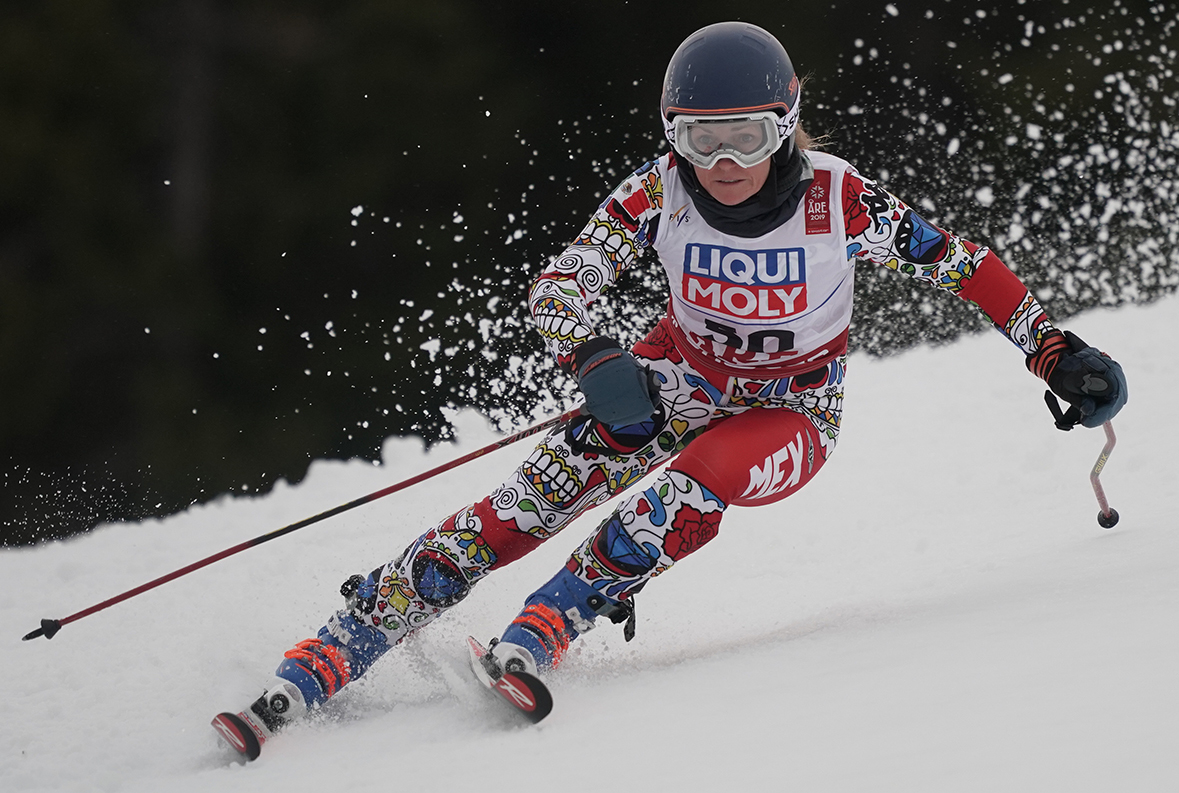 Сара Шлепер.