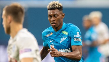 «Зенит» объявил об уходе Кассьерры. Питерский клуб остался с одним нападающим — Соболевым