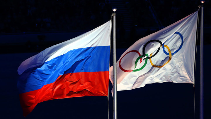 Флаг и гимн России снова в моде. Сразу две федерации за сутки вернули нашим спортсменам национальную символику