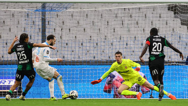 «Марсель» дома обыграл «Ланс» благодаря дублю Гуири