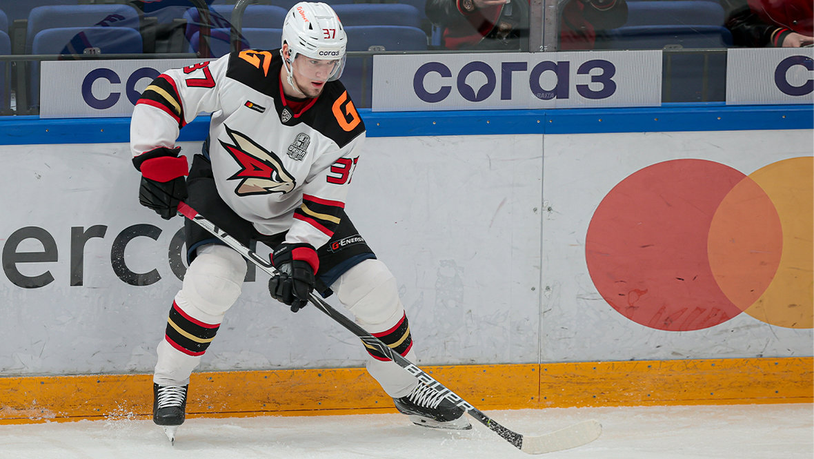 Клим Костин обменян из Авангарда в ЦСКА: причины обмена и почему не остался в НХЛ