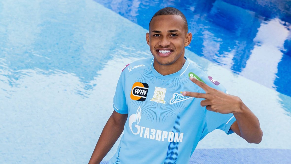 Зенит объявил о трансфере бразильского полузащитника Джона Джона: подробности перехода