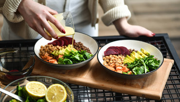 Врач объяснила, какие продукты помогают справиться с постоянной изжогой