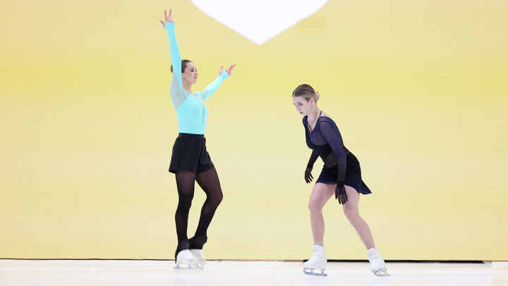 Валиева и Трусова вернулись: Камила обошла Сашу, Игнатовы показали сына, лед забросали черепашками